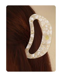 Hair Clip – Pearly Glow