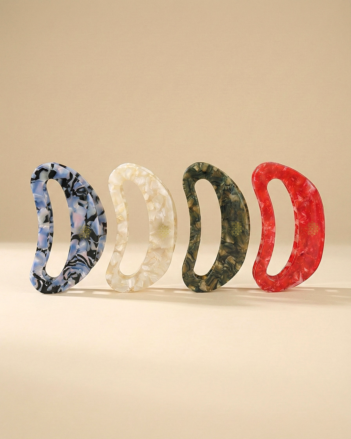 Juukseklamber – Pärlikivi